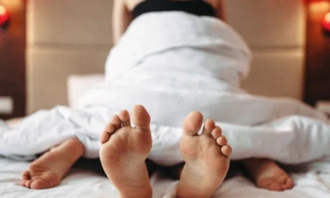 Sau quan hệ, dùng thứ này vệ sinh "vùng kín" tưởng sạch hóa ra dễ rước bệnh, tổn hại tử cung