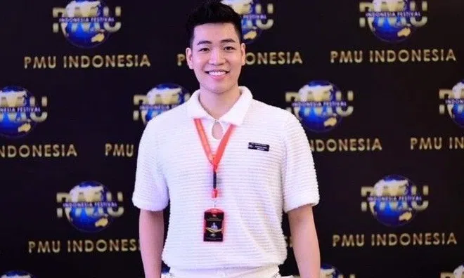 Master Khương Minh "tỏa sáng" với kỹ thuật Bonding Brows tại PMU Indonesia Festival 2022