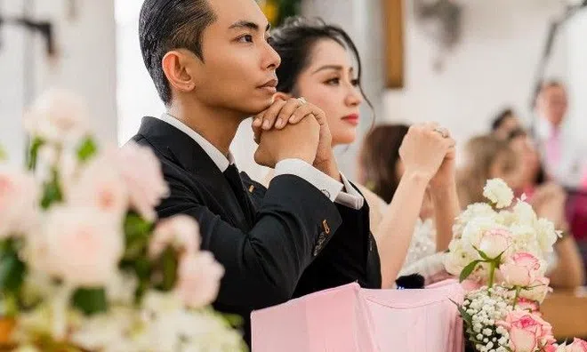 Sao Việt 24h: "Thiếu gia ngầm" Phan Hiển lần đầu tiết lộ số dư tài khoản 9 số 0 mà chẳng biết tặng vợ quà gì