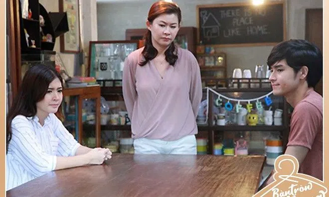 Ra mắt nhà bạn trai, thấy mẹ anh ăn diện tôi sững sờ, nghĩ đến mẹ mình tôi bật khóc vì có lỗi