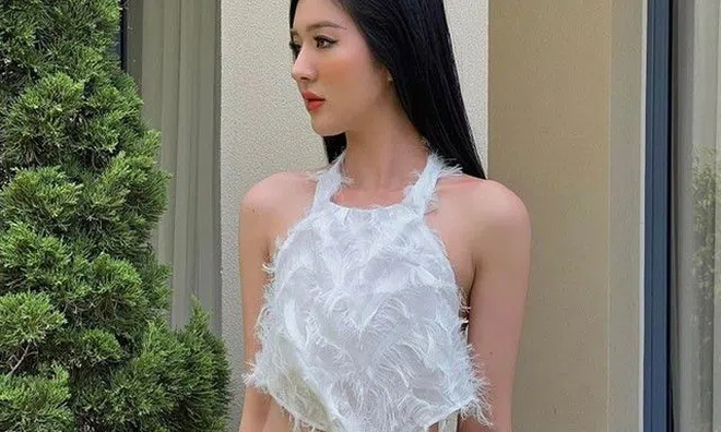Nhan sắc bạn gái 2K muốn có con với Hồ Quang Hiếu, cao 1m8, đường cong chuẩn S