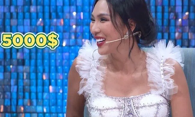 Bất ngờ với mức cát-xê khủng của ca sĩ "Vầng trăng khóc" Khánh Ngọc và biến cố khiến cô nhục nhã, ê chề