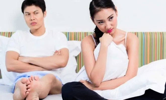 Tréo ngoe người vợ suốt 6 năm giúp chồng "tự xử", lý do kể ra vừa ngượng vừa thương