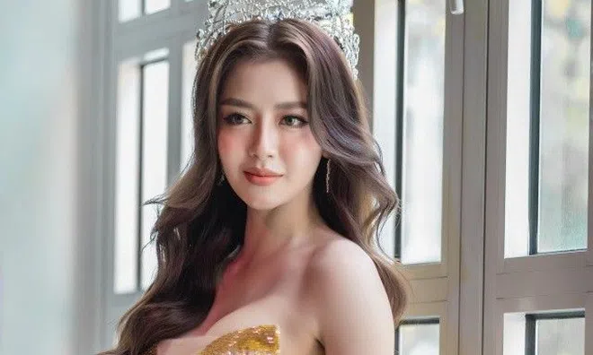 Đặng Thanh Ngân hoài nghi về bản thân khi là nạn nhân của "bạo lực mạng"