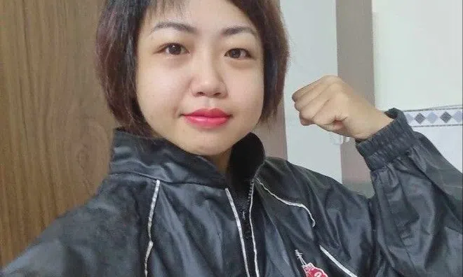 Bộ quần áo gần 2 triệu giúp cô gái ở Sài Gòn giảm 5kg, bác sĩ nhắc "dùng không đúng dễ gặp nguy"