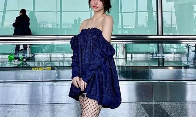 Nữ MC U40 làm đài VTV ra sân bay bị hỏi "Em bao nhiêu tuổi mà có con lớn thế này?", lưu ý khi đi máy bay cùng trẻ em