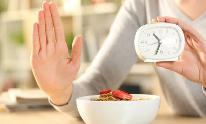 Có một bữa ăn hay bị "quên" dịp Tết, bác sĩ nhắc nhở: "Bỏ bữa này vừa hại người, lại dễ tăng cân"