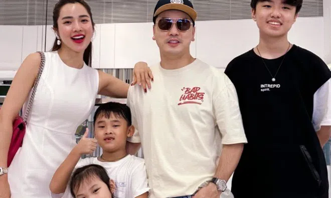 Con riêng của người mẫu Kim Cương hưởng gen mẹ, 15 tuổi đã cao hơn bố dượng Ưng Hoàng Phúc cả cái đầu