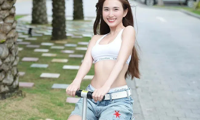 Có khung xương đẹp mỹ mãn, gái xinh quê Quảng Ninh vẫn mê mệt đồ giấu nhẹm vòng hai