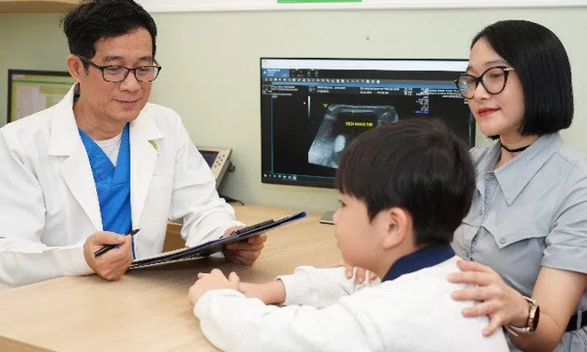 Khám tiết niệu cho bé trai: Chọn cơ sở uy tín - chọn tương lai cho con