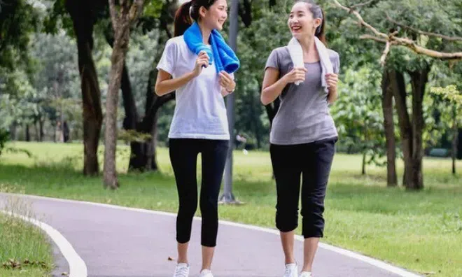 Một cách đi bộ giúp sống thọ thêm 10-15 năm, ai đi bộ thấy xuất hiện 3 dấu hiệu này dễ đoản thọ