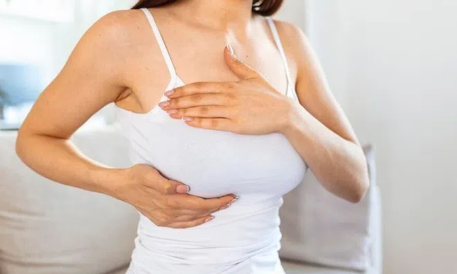 Ung thư vú có di truyền không? Giải đáp của bác sĩ khiến người phụ nữ nào cũng cần cảnh giác