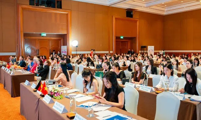 Hội nghị Da liễu Quốc tế Jean d’Arcel và Bệnh viện Da liễu Hà Nội diễn ra thành công tốt đẹp