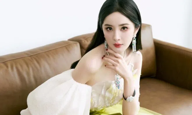 Tại sao Dương Mịch luôn đứng 30 phút sau ăn? Thói quen này cùng một kiểu ăn giúp nữ minh tinh "vắt kiệt" mỡ thừa