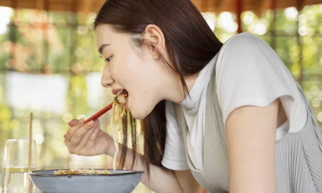 Người xưa nói “nhai kỹ no lâu” nhưng nếu thời gian bạn ăn một bữa nhiều hơn số phút này thì dễ đoản thọ
