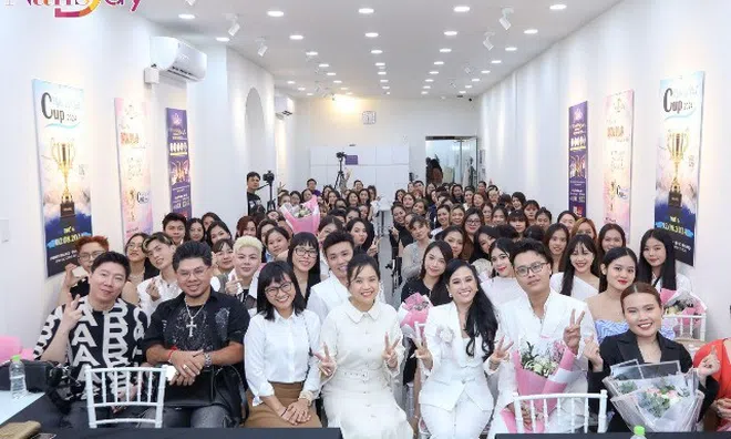Kelly Pang khởi động Nails Day 2024 và cuộc thi Cúp Nghệ Sĩ Nail