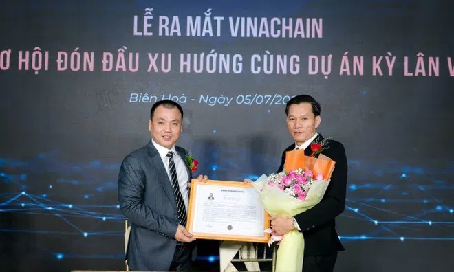 Kết nối và phát triển cùng nền tảng Vina Chain