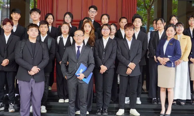 Trải nghiệm thực tế nghề nghiệp: Sinh viên Việt Mỹ Hà Nội hoàn thành buổi kiến tập quản trị khách sạn