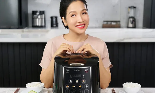Diva Mỹ Linh bật mí bí quyết 25 năm “ôm ấm” hạnh phúc gia đình