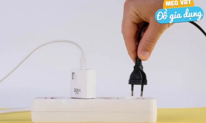 9 thiết bị điện này đừng cắm vào ổ cắm nối dài vì vừa tốn tiền, vừa dễ thành "bom nổ chậm" trong nhà