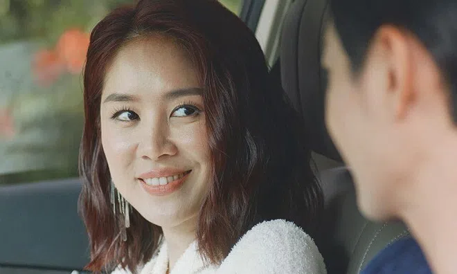 Nam diễn viên từng "phát ngượng" vì hôn Lê Phương: "Phương không giống hình tượng trước giờ tôi thấy em trên màn ảnh"