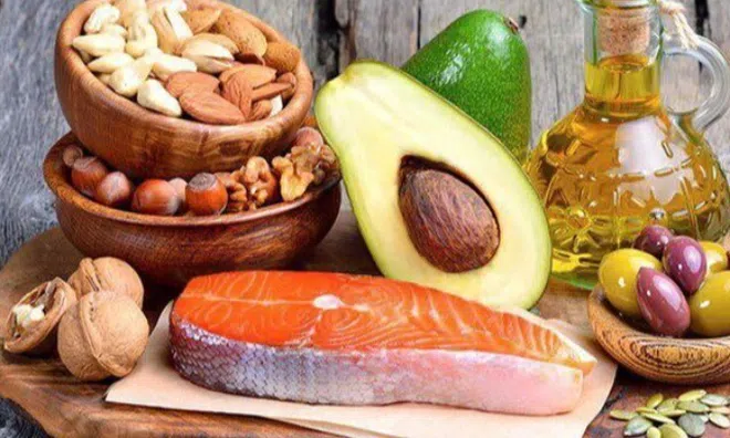 Hai nhóm chất béo bố mẹ hay lãng quên, nhưng giúp trẻ phát triển não bộ cực tốt