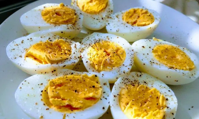 5 nhóm người nên ăn sáng bằng trứng luộc thường xuyên