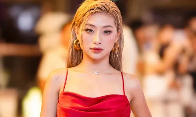 Bị phát tán clip riêng tư xôn xao cõi mạng, cựu hot girl thể dục dụng cụ Louis Phạm phản ứng ra sao?