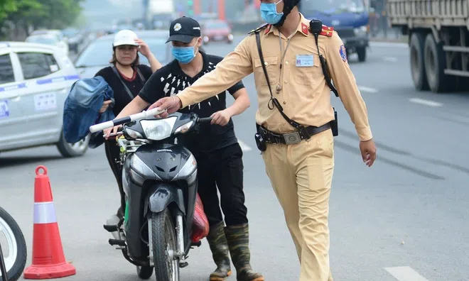 Hàng triệu người đi xe máy chú ý quy định này, nếu không sẽ bị phạt tới 3.000.000 đồng, nhiều người vẫn không biết