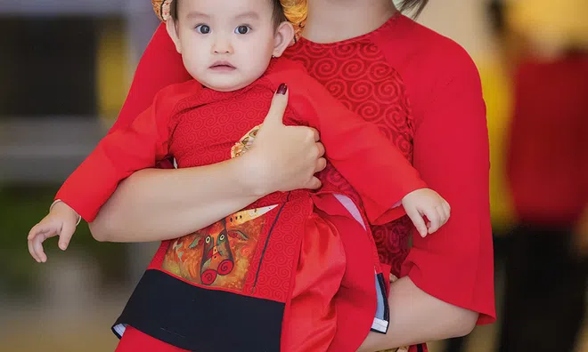 Hồng Quế một thời “nổi loạn” thay đổi thế nào khi làm mẹ đơn thân?