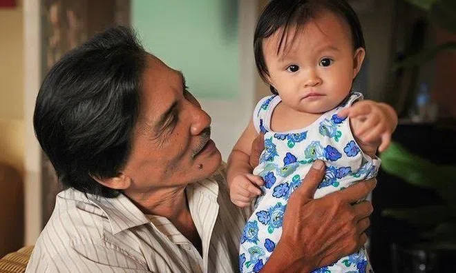 NS Thương Tín: Đếm đi đếm lại 5 triệu, U60 vẫn quấy bột nuôi con thơ