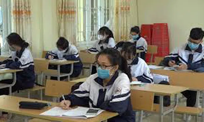 Học sinh lớp 12 ở 8 huyện, thành phố của Hải Dương trở lại trường vào ngày 8/3
