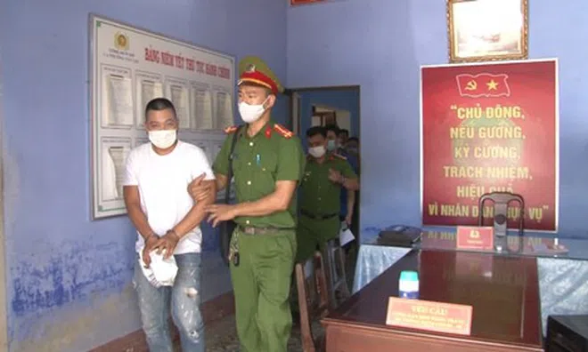 Khởi tố lái xe giao hàng ở Huế lạm dụng tín nhiệm chiếm đoạt hàng trăm triệu đồng