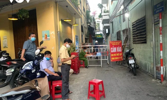 Một trường hợp cách ly tại nhà ở Đà Nẵng dương tính với SARS-CoV-2