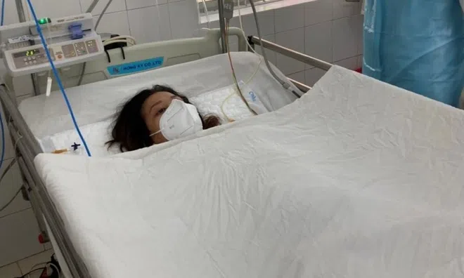 Kỳ tích phối hợp cứu sống hai mẹ con sản phụ mắc COVID-19 nguy kịch