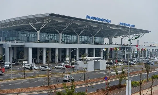 Người ở các tỉnh ra sân bay Nội Bài và Tân Sơn Nhất cần thủ tục gì?