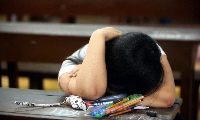 Nữ sinh lớp 10 bị rối loạn lo âu vì áp lực học trường chuyên