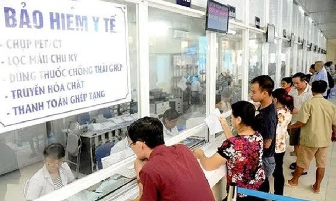 Ngừng đóng BHYT bao lâu thì không được tính 5 năm liên tục?