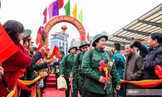 Tốt nghiệp đại học đi nghĩa vụ quân sự được hưởng những quyền lợi gì?