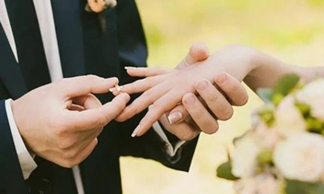 Anh em có cùng cụ nội kết hôn với nhau có vi phạm pháp luật không? Quy định pháp luật liên quan ra sao?