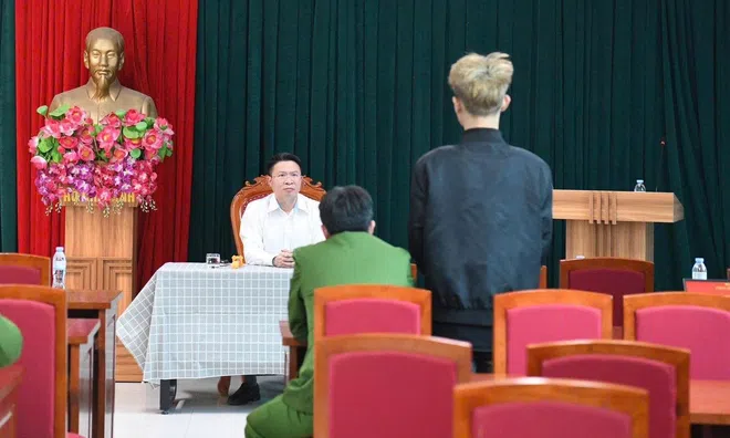 Kinh hoàng đêm 1/3: Thiếu niên 17 tuổi bị chém rơi cánh tay giữa đường