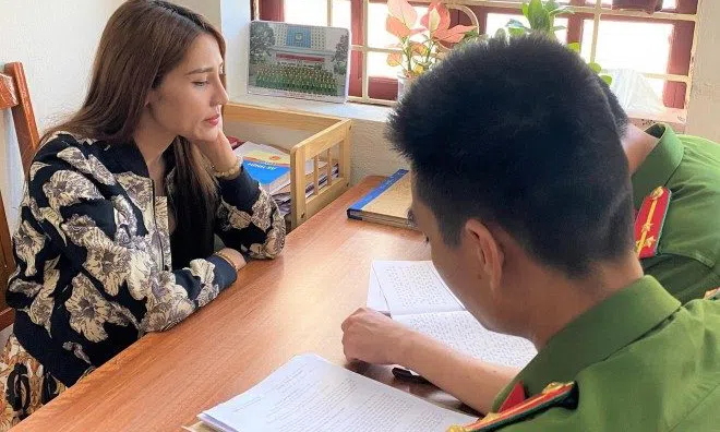 "Hotgirl thẩm mỹ viện"vừa bán dâm vừa điều “đào” cho khách: Đường dây kín dưới vỏ bọc sang chảnh bị lật tẩy