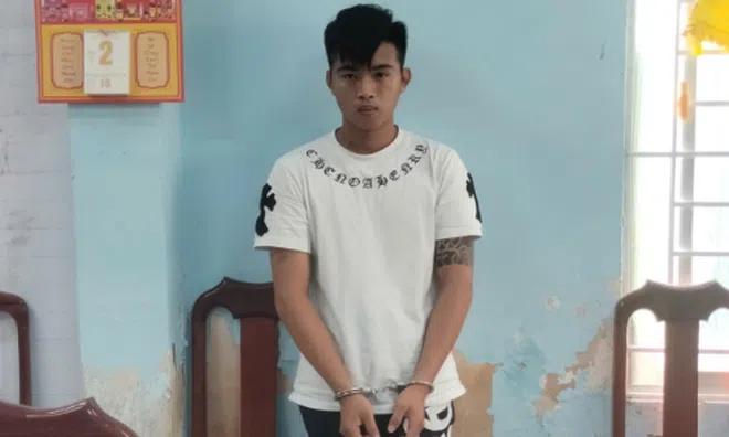 Bắt Nguyễn Thành Võ, dâm ô với 15 học sinh ở Tiền Giang