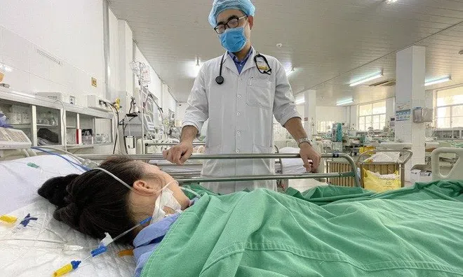 Cô gái bị suy đa tạng, phải lọc máu liên tục 56 giờ vì bị con vật này đốt vào chân