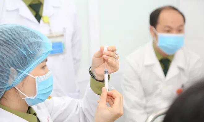 Hà Nội phân bổ 3 loại vắc-xin phòng COVID-19 cho 30 quận, huyện, thị xã ra sao?