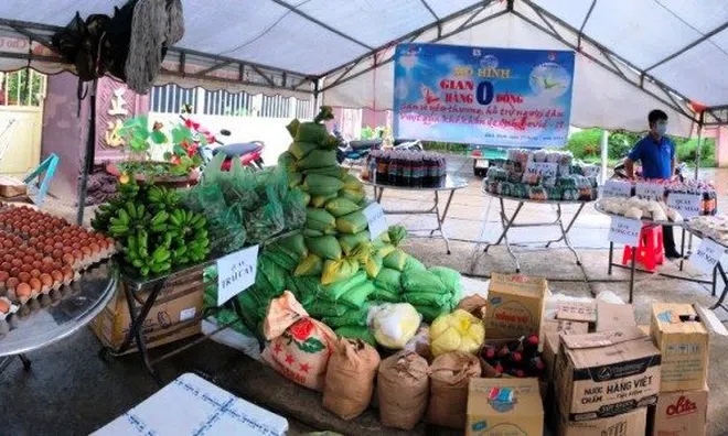 Vĩnh Long: Phiên chợ 0 đồng hỗ trợ người dân gặp khó khăn vì dịch COVID-19
