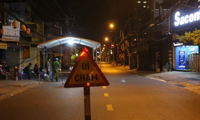 TP.HCM có thể giãn cách xã hội thêm 1 - 2 tuần kể từ đầu tháng 8