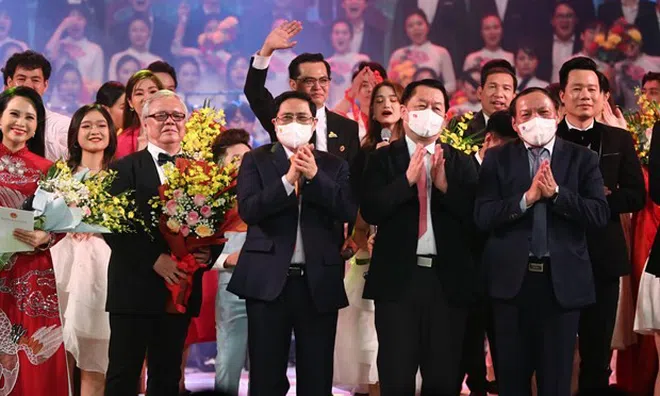 600 đại biểu, văn nghệ sĩ dự 'Hội nghị Diên Hồng' của ngành văn hóa