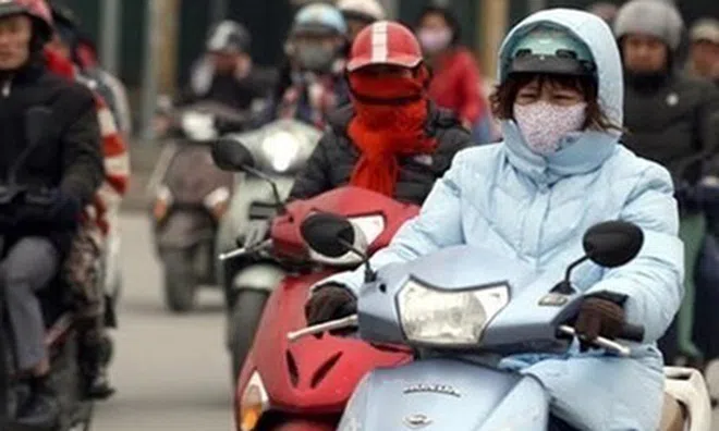 Không khí lạnh tăng cường gây mưa rét ở miền Bắc, miền Trung