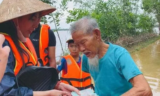 Bộ Công an nói gì về hoạt động từ thiện của ca sĩ Thủy Tiên và các nghệ sĩ?